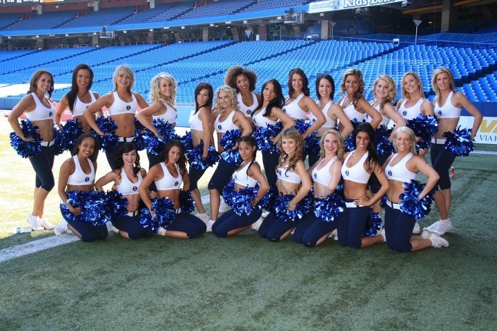 Cheerleading group photo