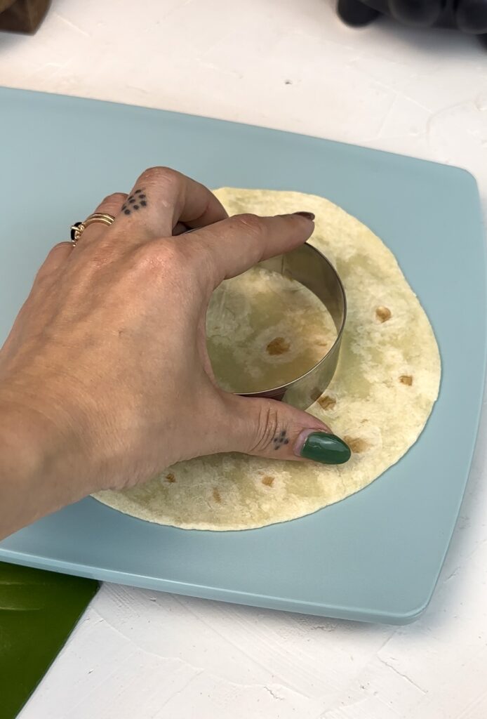 cutting out tortilla circle