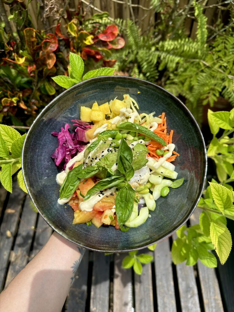 1 of 3 vegan bowls had in costa rica : vegan poke bowl 