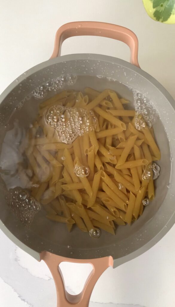 boiled noodles 